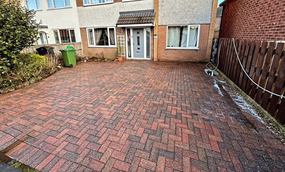 blockpaved-driveway-cleaned
